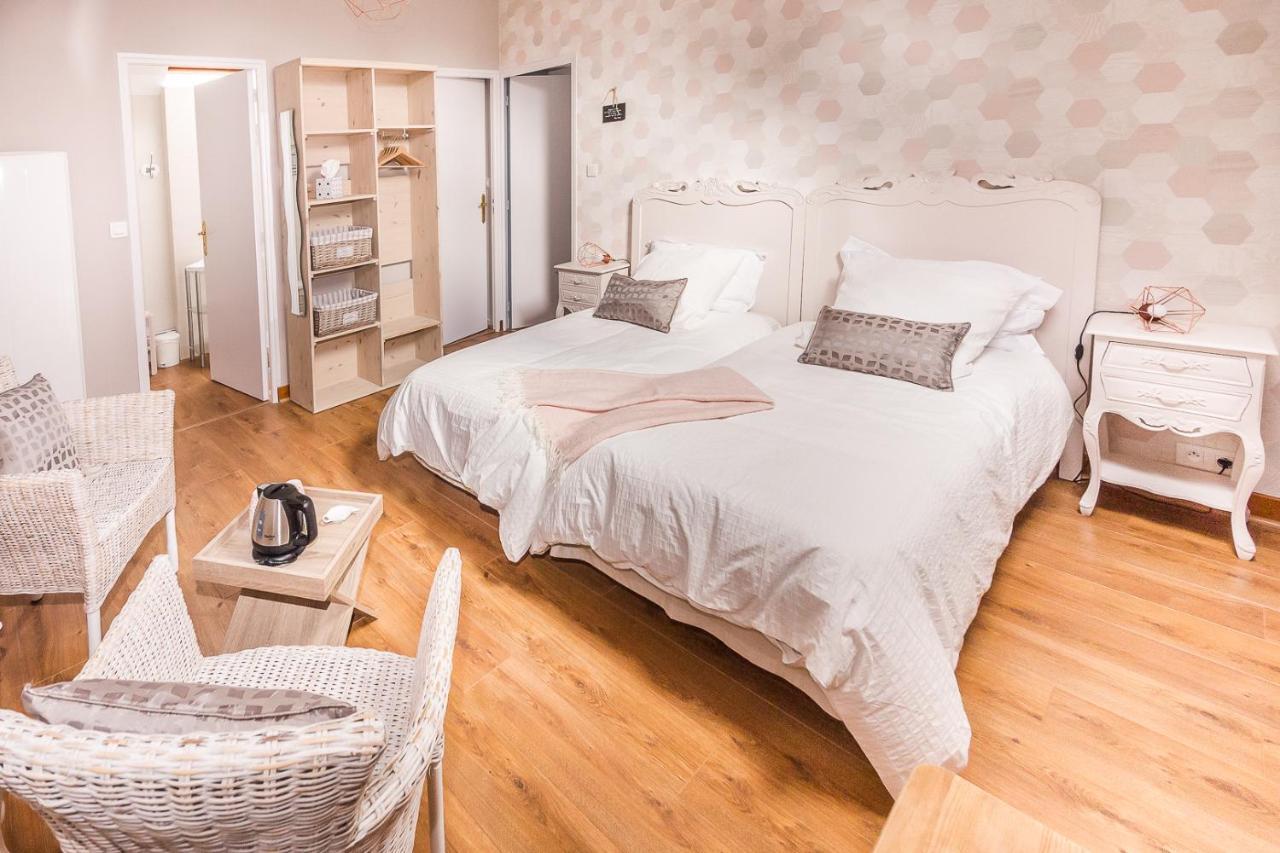 Bed and Breakfast Entre Canal Et Vignes Escolives-Sainte-Camille Exterior foto