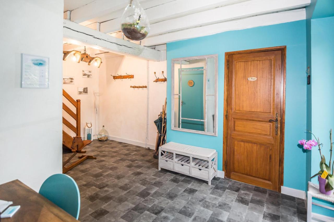 Bed and Breakfast Entre Canal Et Vignes Escolives-Sainte-Camille Exterior foto